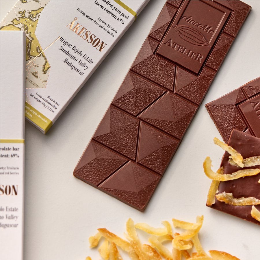 Tavoletta Bean to Bar Akesson con scorza di yuzu candito